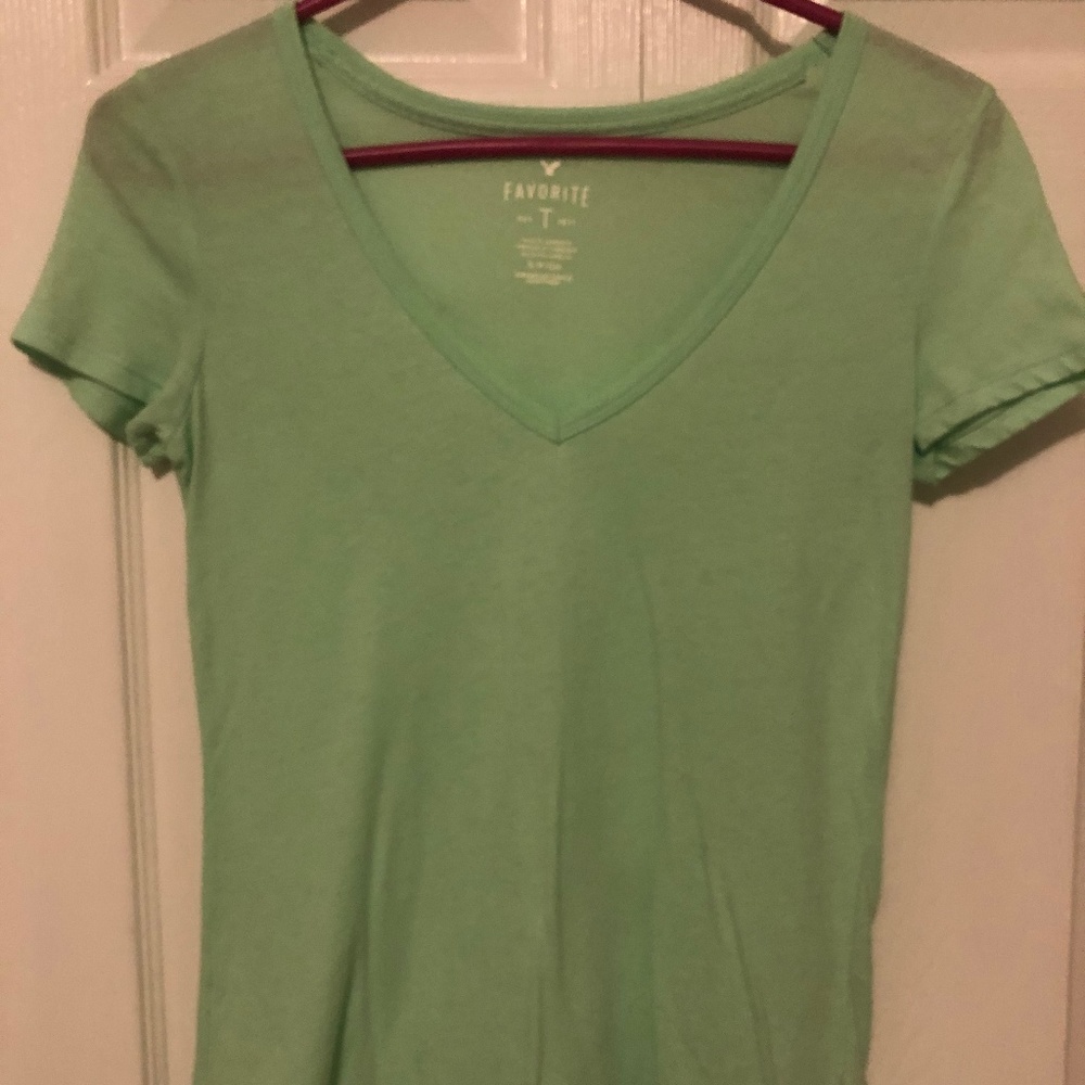 American Eagle V-neck